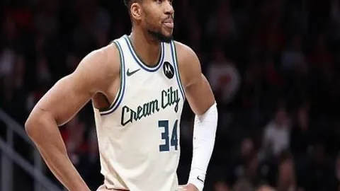 意体育法庭维持那不勒斯负尤文图斯0-3判罚，追加扣分至1分